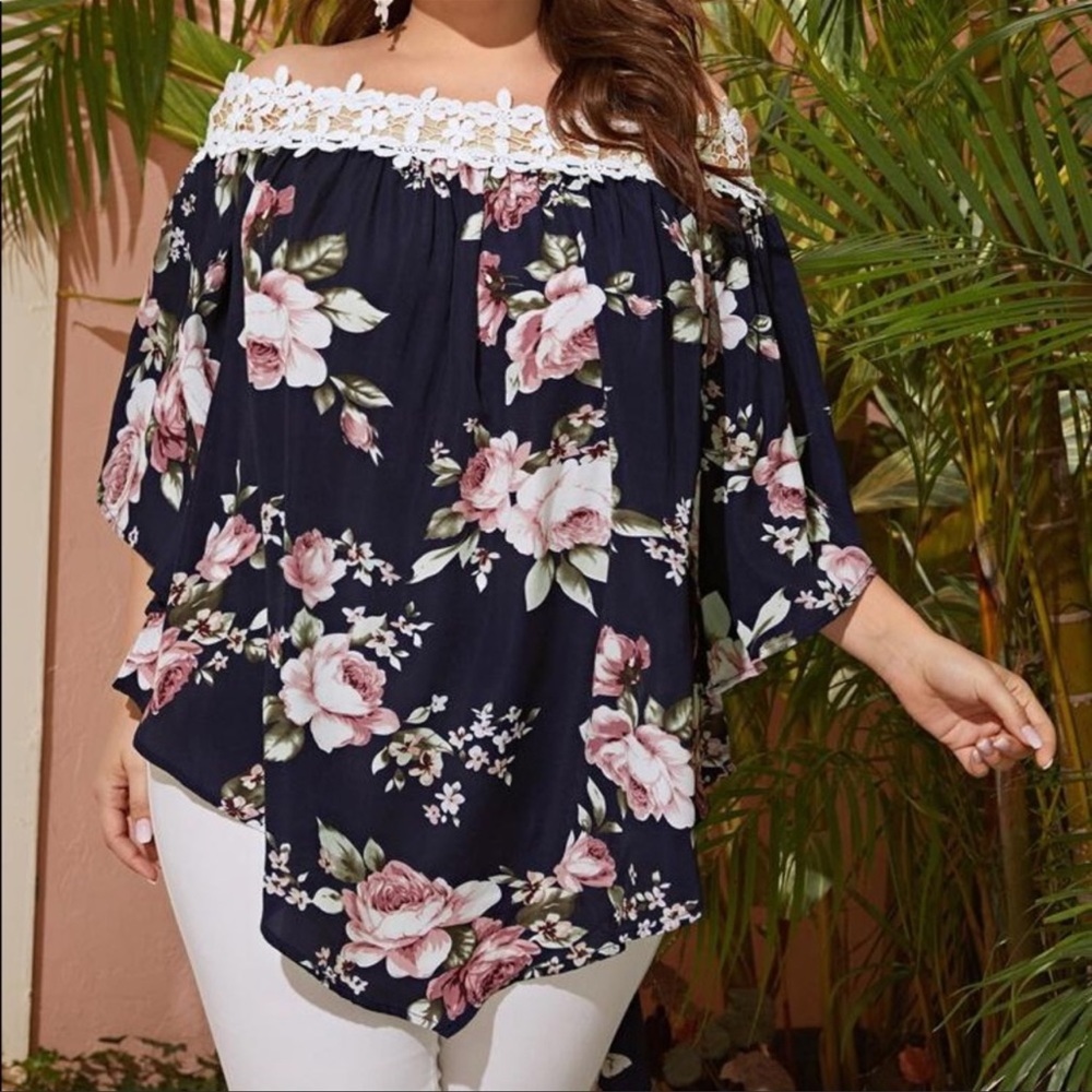 Plus size floral top with lace trim